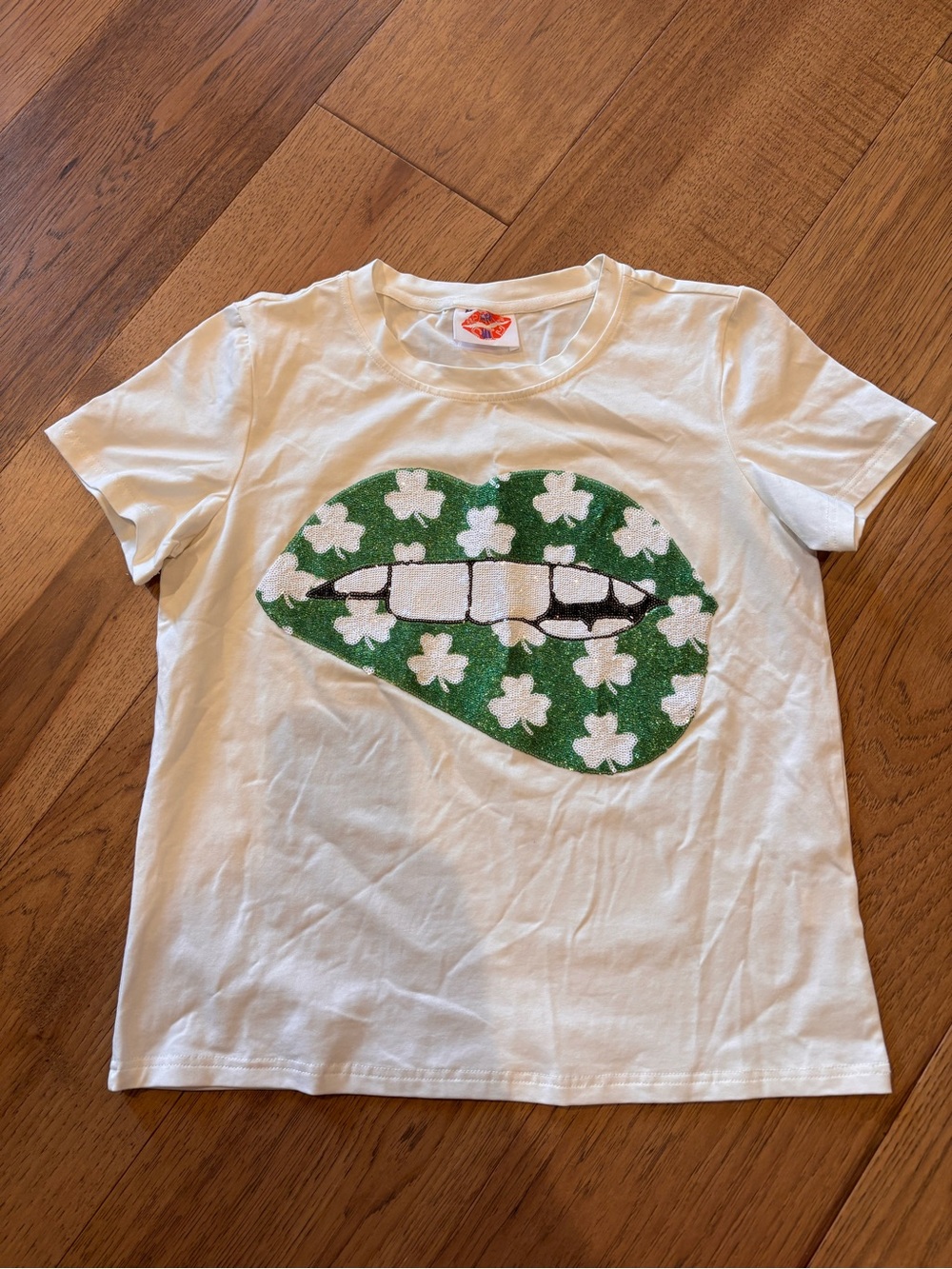 Sparkle City Green Shamrock Lip Graphic t-shirt